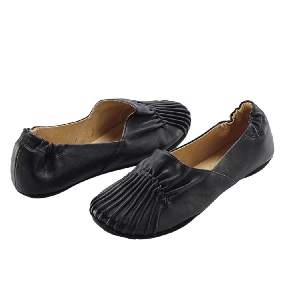 Coldwater Creek Womens Chocolat Blu Pintuck Flats Size 9.5 Black Leather NIB